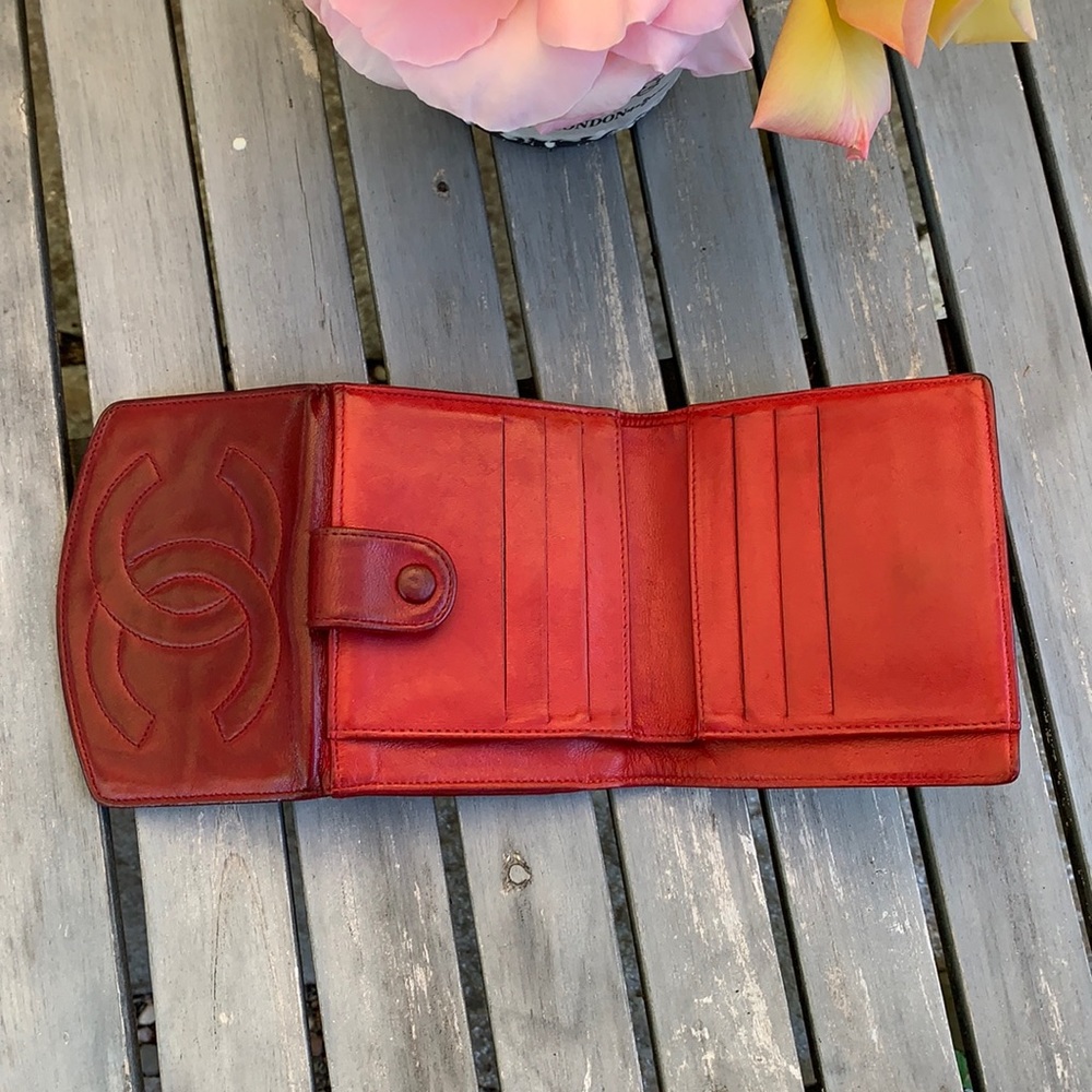 💖SOLD💖CHANEL W-lock compact wallet in lambskin - Picture 12 of 14